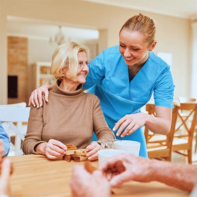 Տարեցների խնամքի կենտրոնների առավելությունները